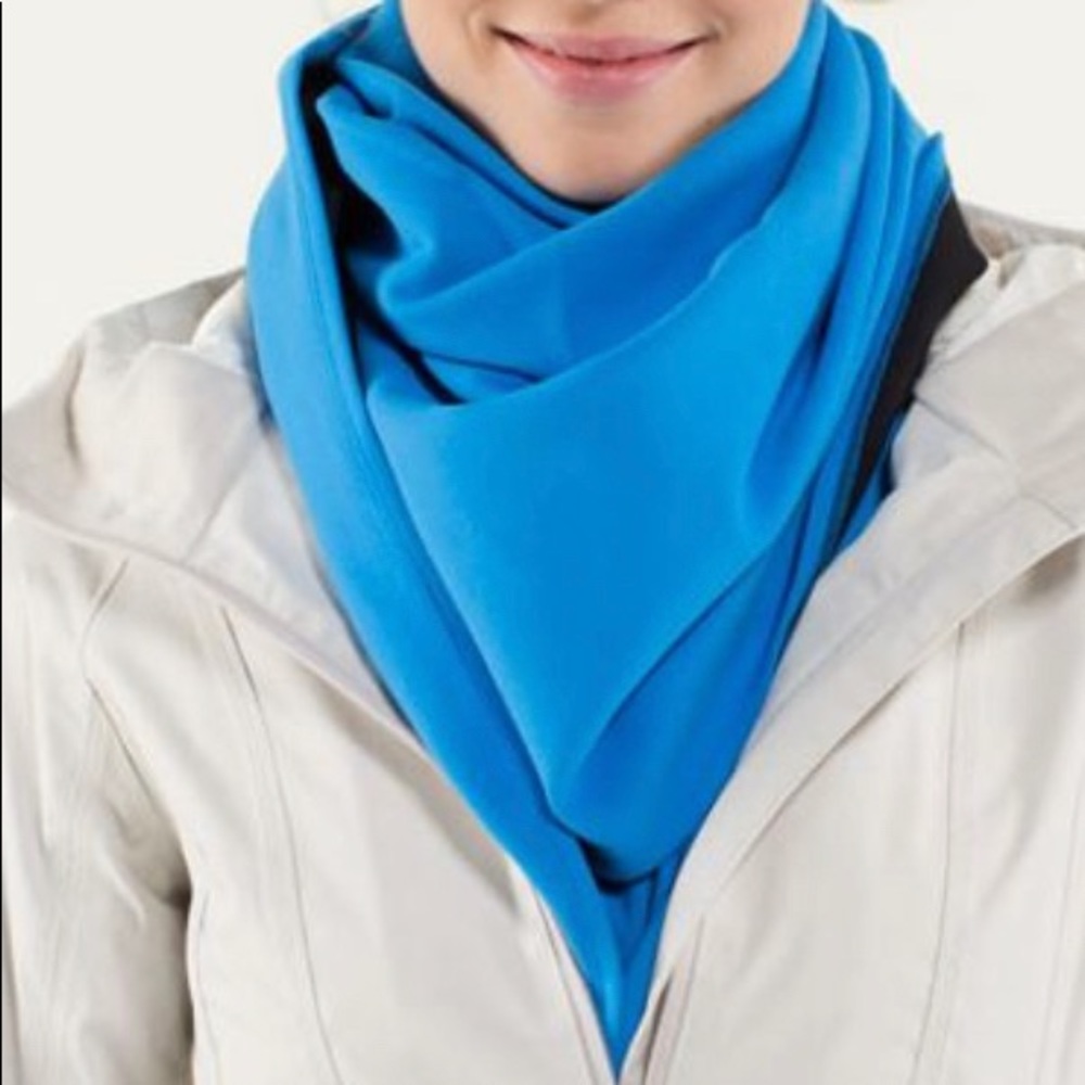 Lululemon Vinyasa scarf